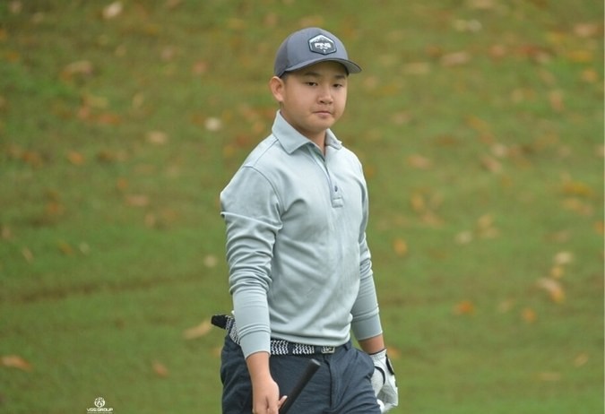 HỌC TRÒ CỦA 72+ DẪN ĐẦU BẢNG XẾP HẠNG GOLFER NGHIỆP DƯ